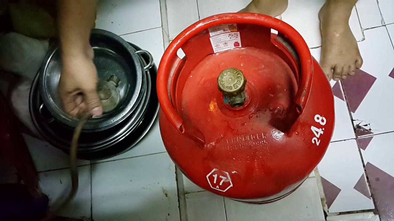 Cách mở khóa van bình gas đỏ