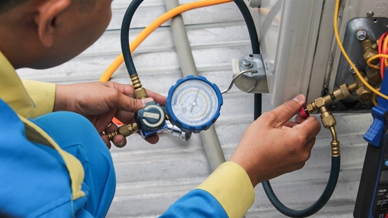 ​​lắp đặt điều hòa gas R32